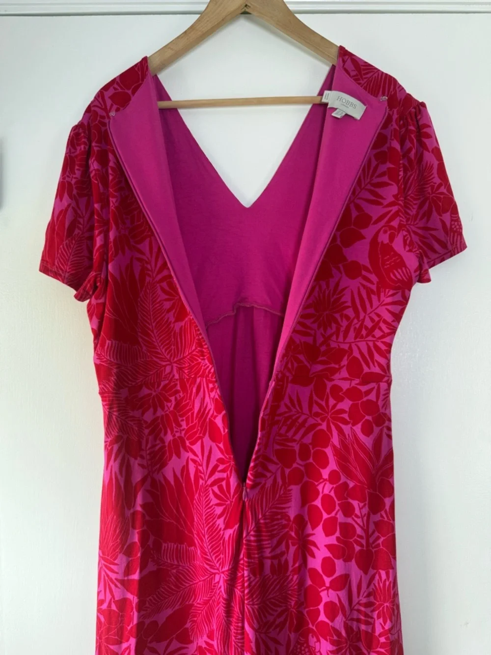 Hobbs Ann Floral Bird Jersey Dress Red Pink Short Sleeve Fit & Flare Size 12 - Picture 12 of 13